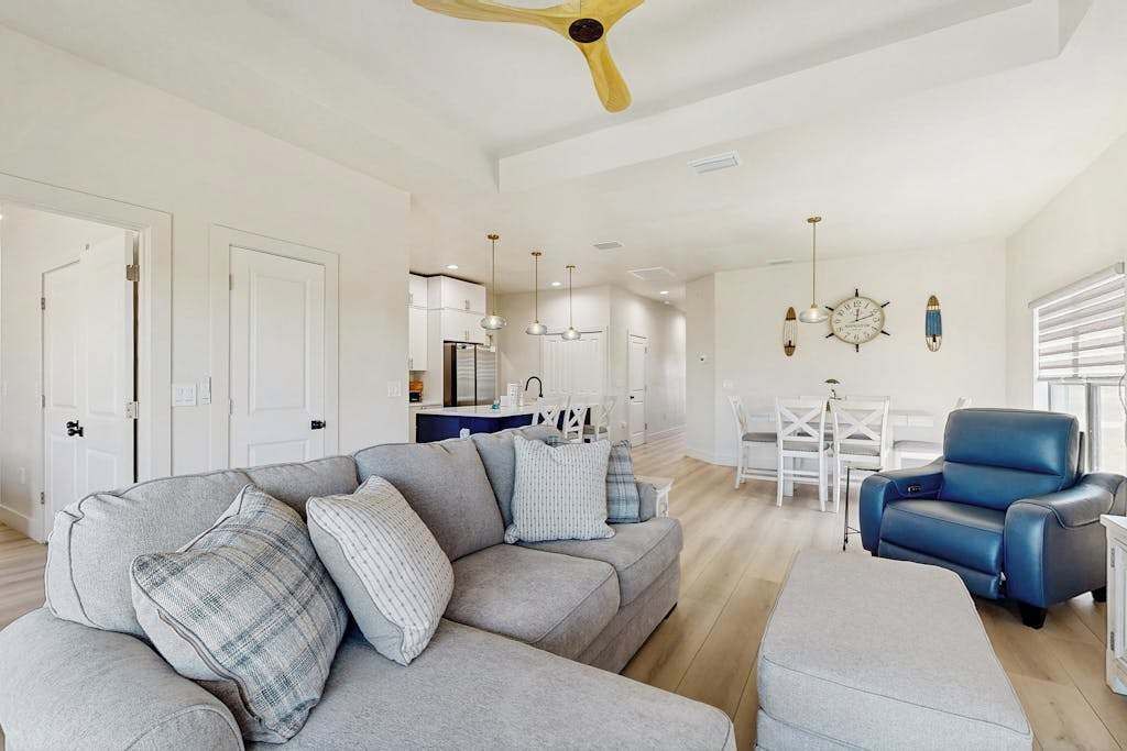 Photo of Livingroom in Rotonda Meadows
