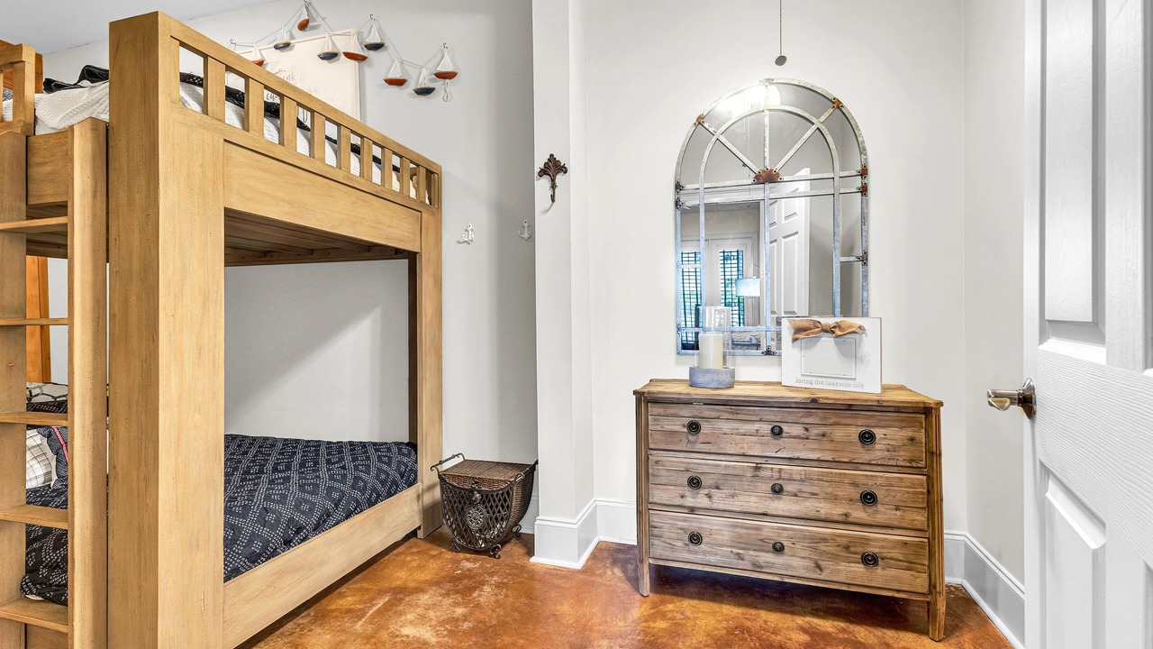 Photo of Bedroom in Dadeville
