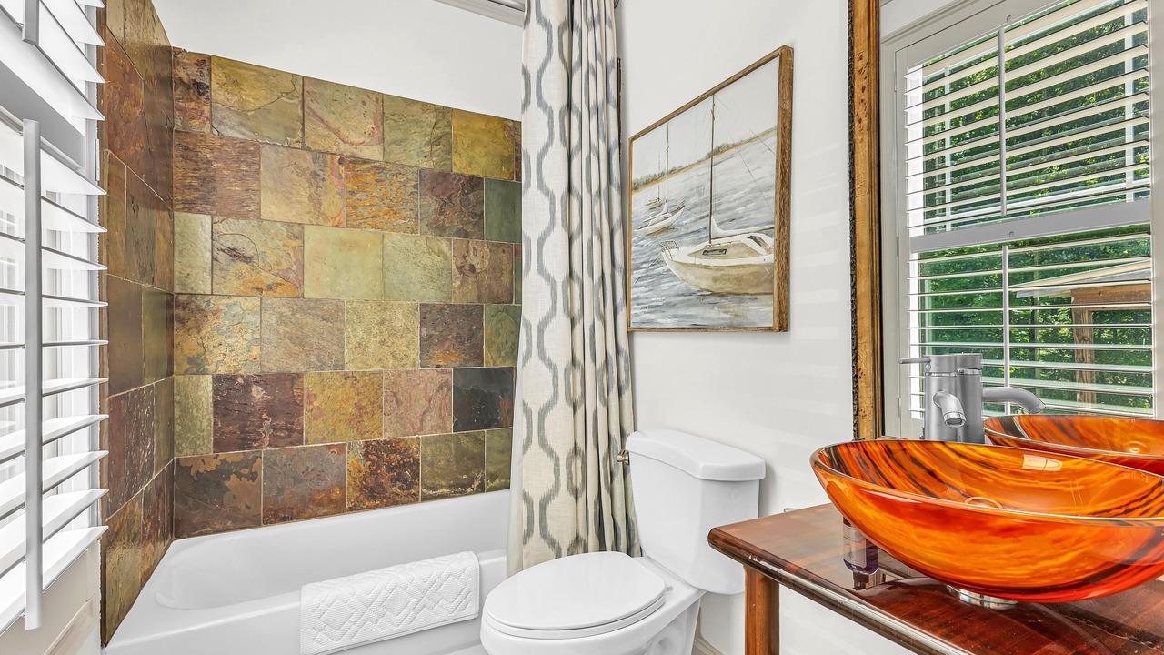Photo of Bathroom in Dadeville