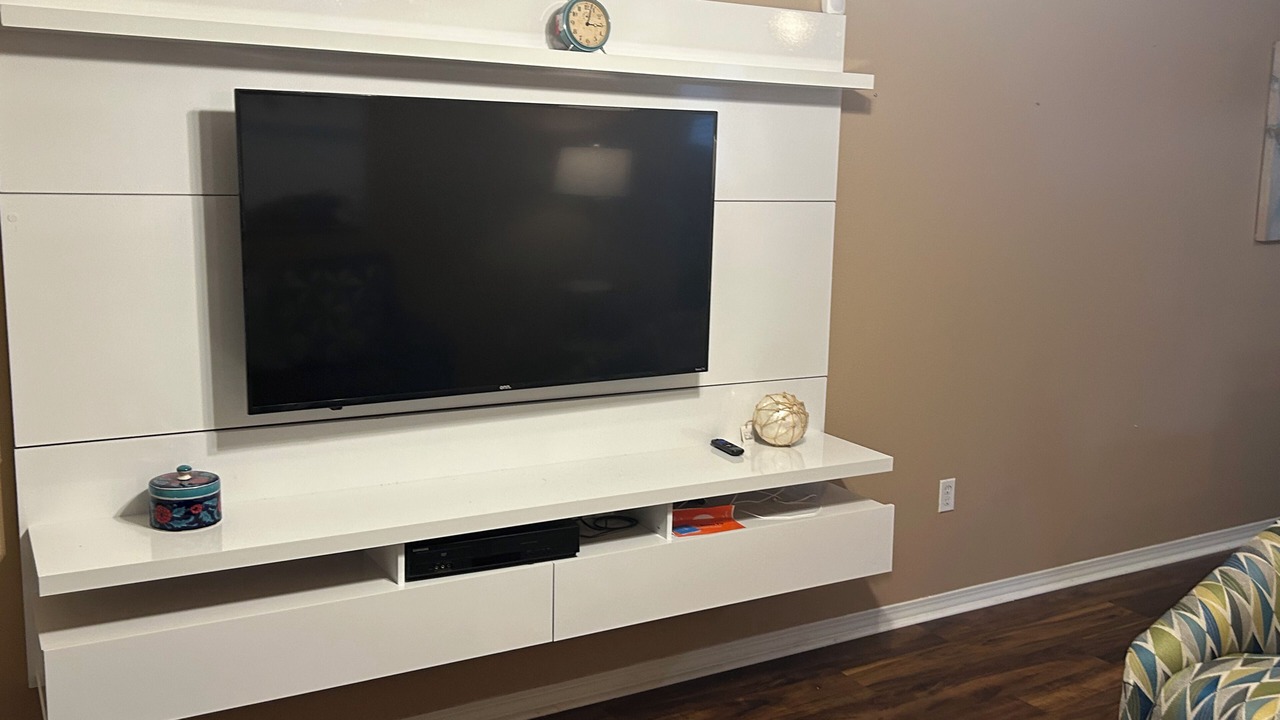 Photo of Livingroom in Behrman