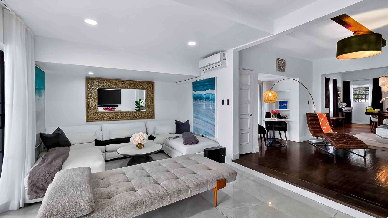 Photo of Livingroom in Miami Shores