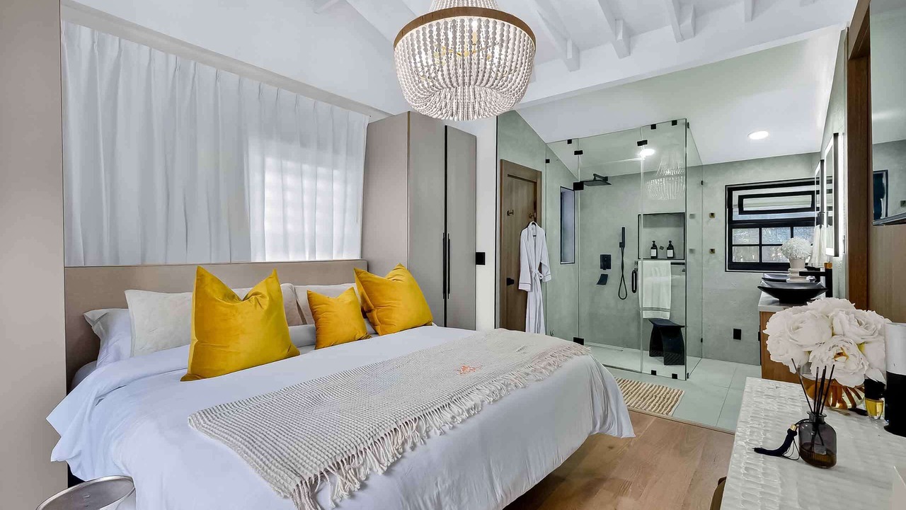 Photo of Bedroom in Miami Shores