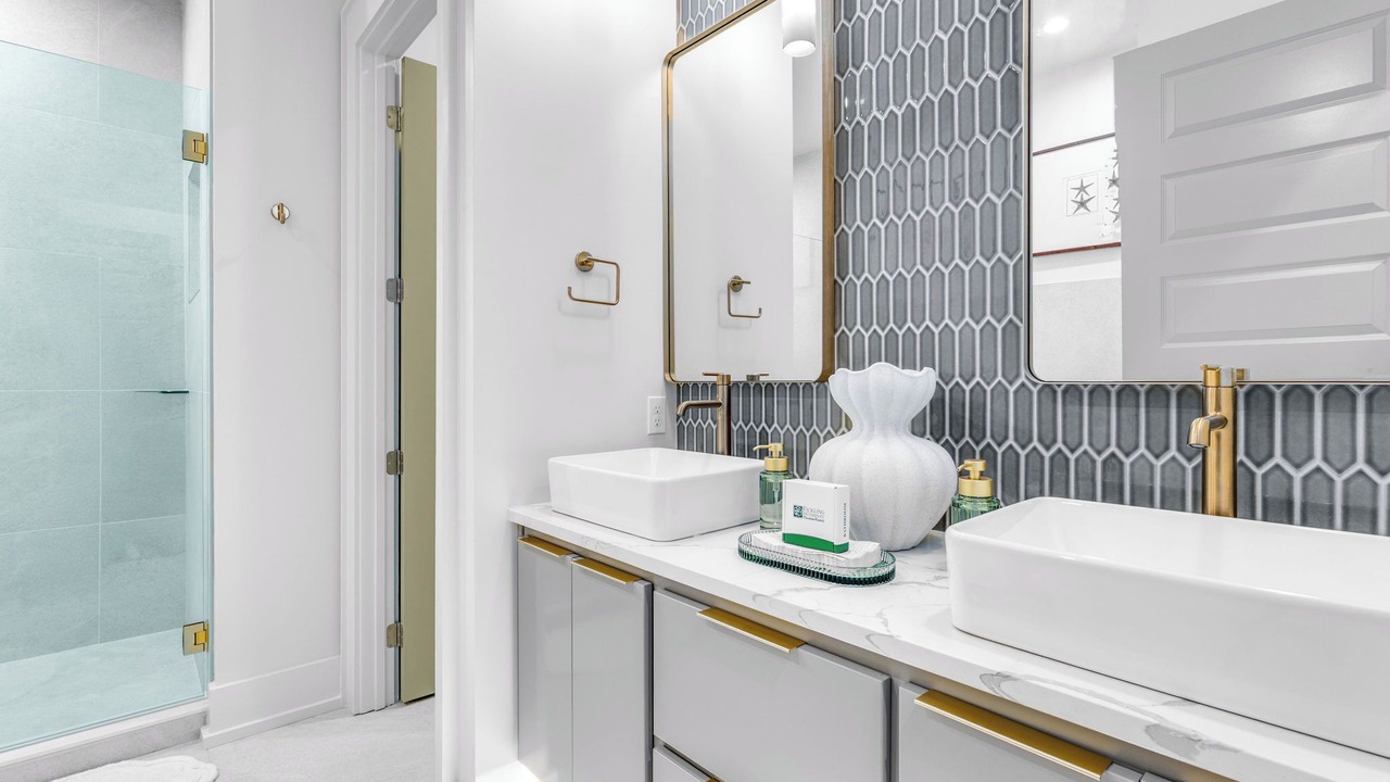 Photo of Bathroom in East End