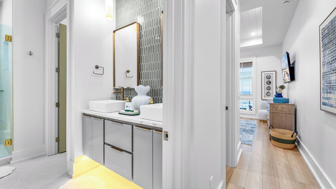 Photo of Bathroom in East End