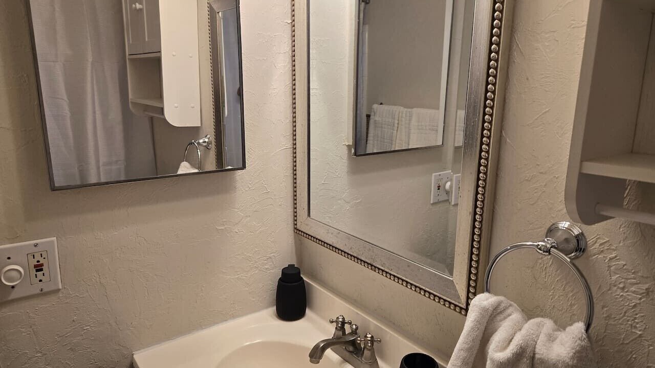 Photo of Bathroom in Sailboat Bend