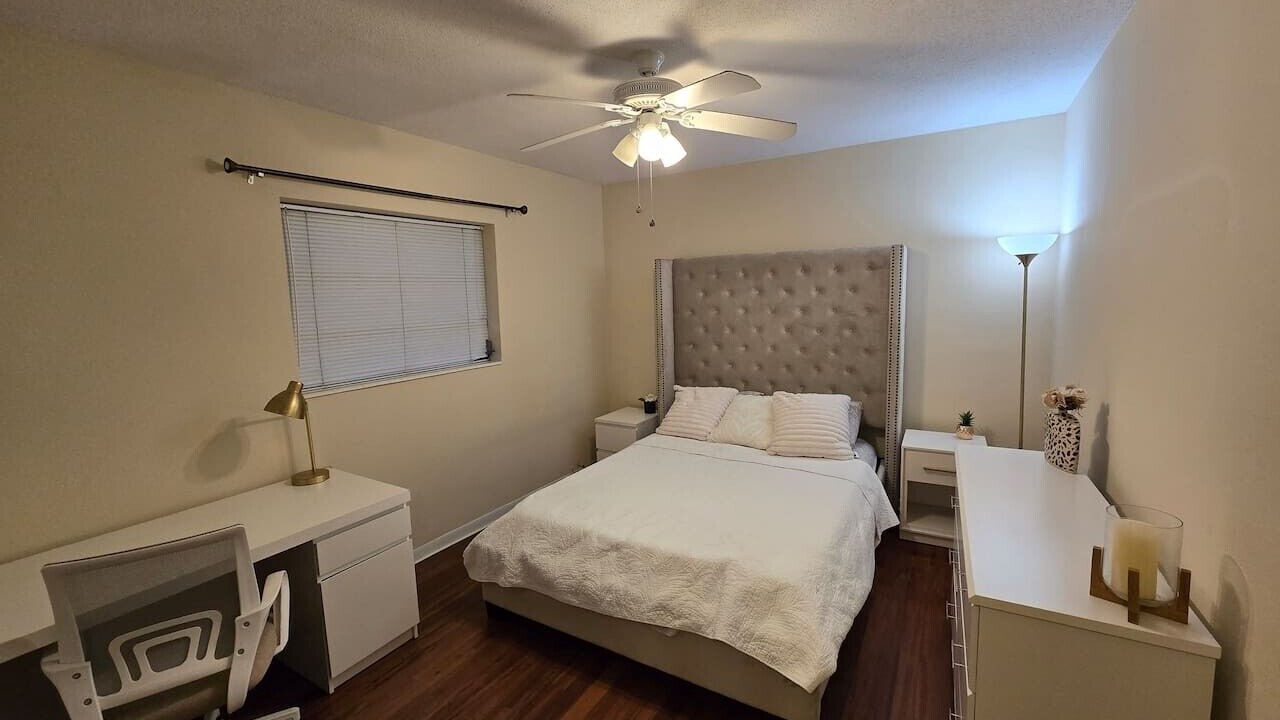 Photo of Bedroom in Sailboat Bend