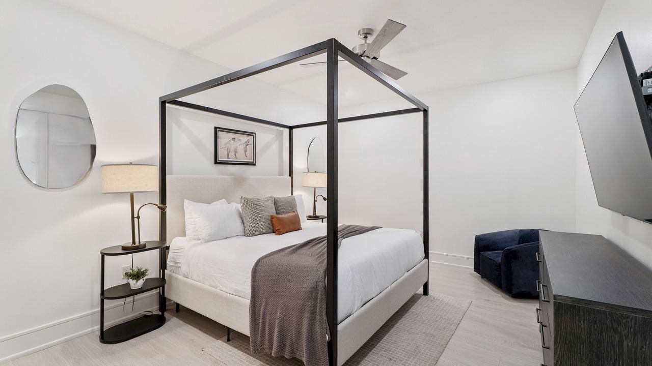 Photo of Bedroom in Central Business District