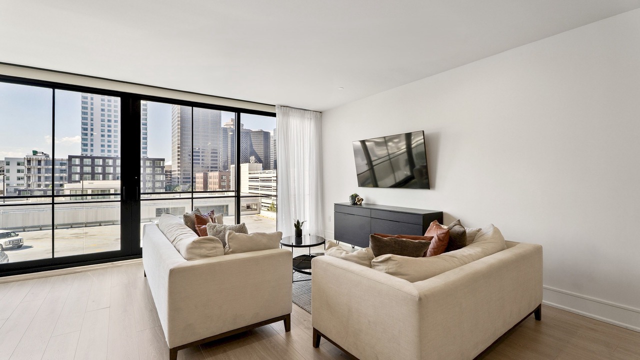 Photo of Livingroom in Central Business District