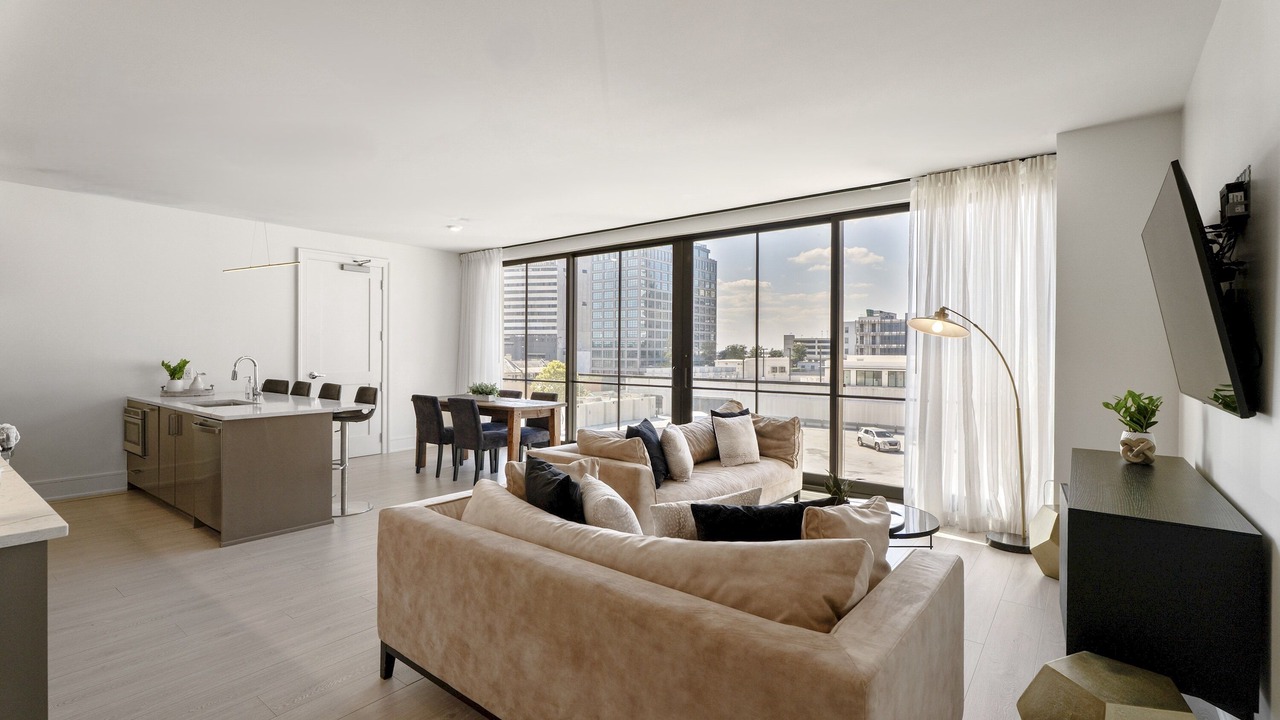 Photo of Livingroom in Central Business District