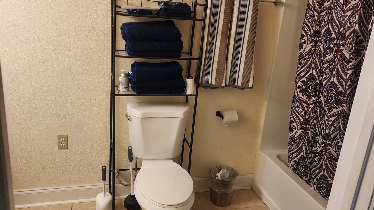 Photo of Bathroom in Meraux