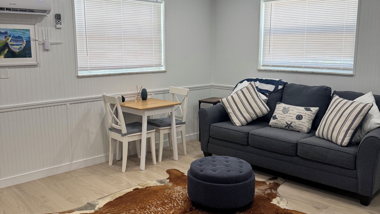 Photo of Livingroom in Layton