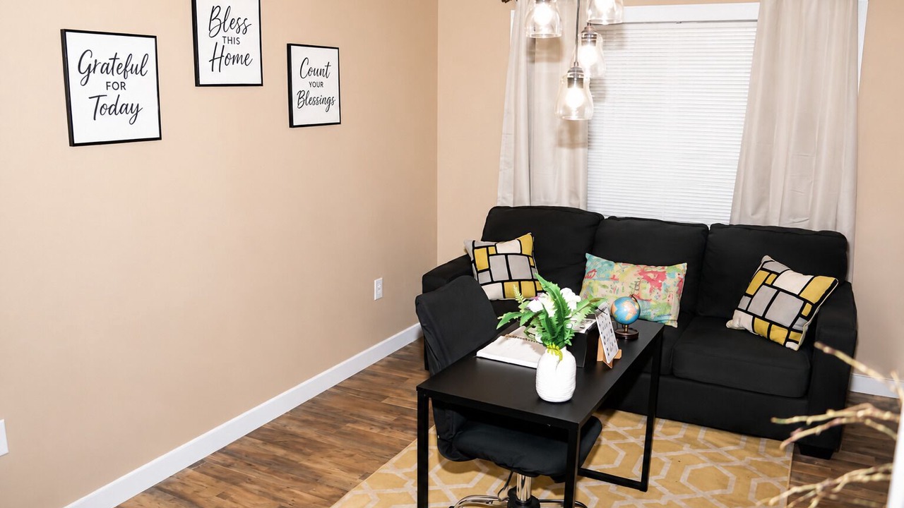 Photo of Livingroom in Mayersville