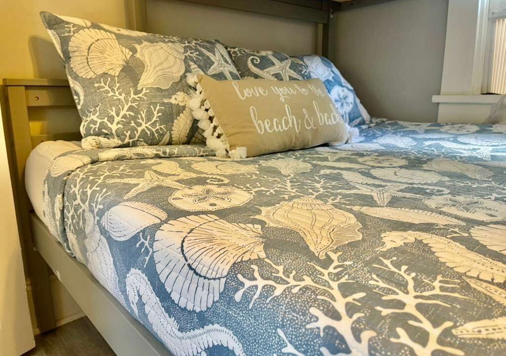 Photo of Bedroom in Lake Worth