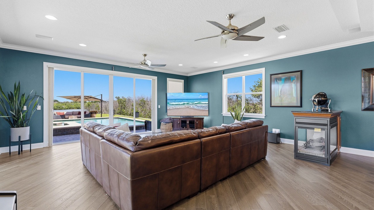 Photo of Bedroom in Edgewater