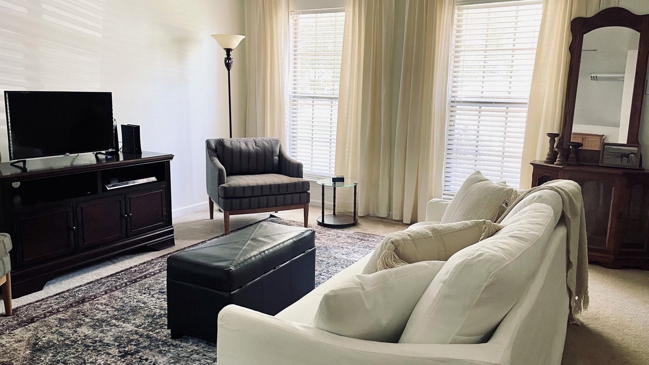 Photo of Livingroom in Mandeville
