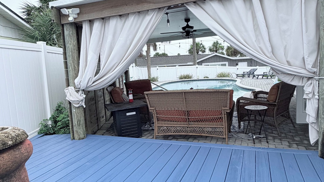 Photo of Patio Balcony in Oceanside Estates