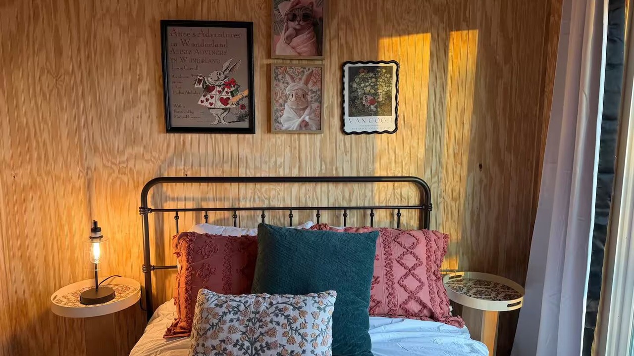 Photo of Bedroom in Eureka
