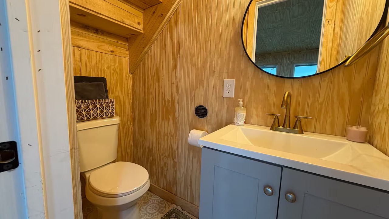Photo of Bathroom in Eureka