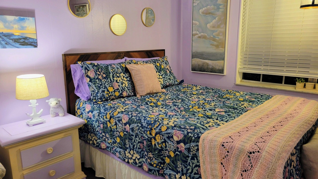 Photo of Bedroom in Ono Island