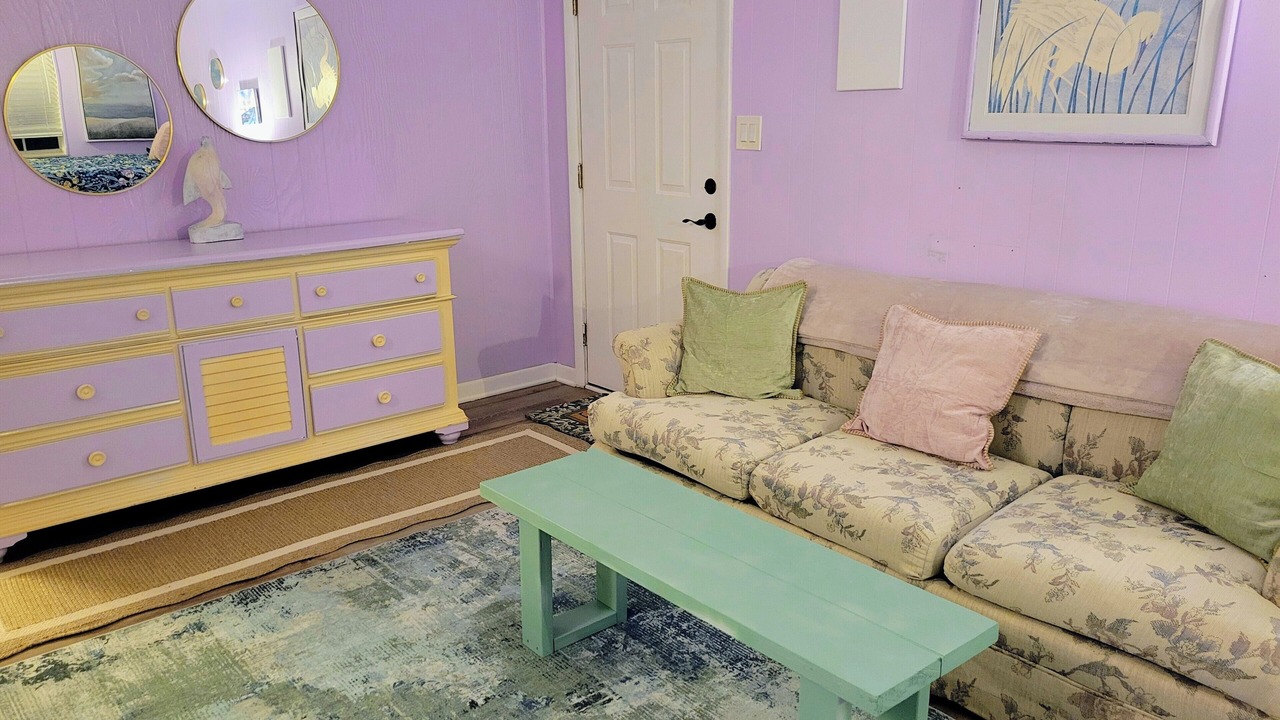 Photo of Livingroom in Ono Island