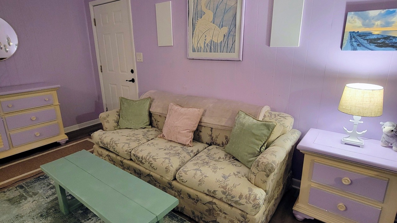 Photo of Livingroom in Ono Island