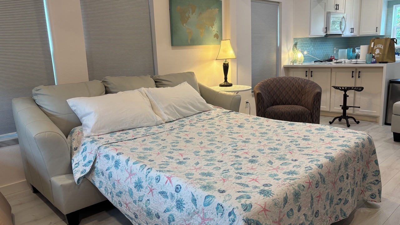 Photo of Bedroom in Galveston