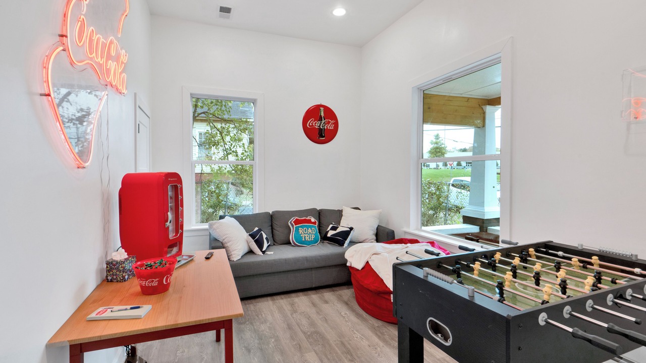 Photo of Bedroom in Crestline Heights