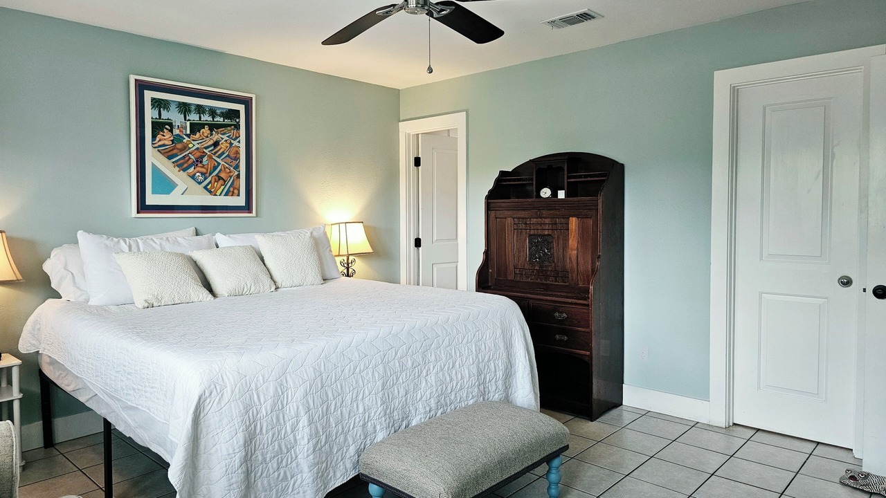Photo of Bedroom in Santa Rosa Beach