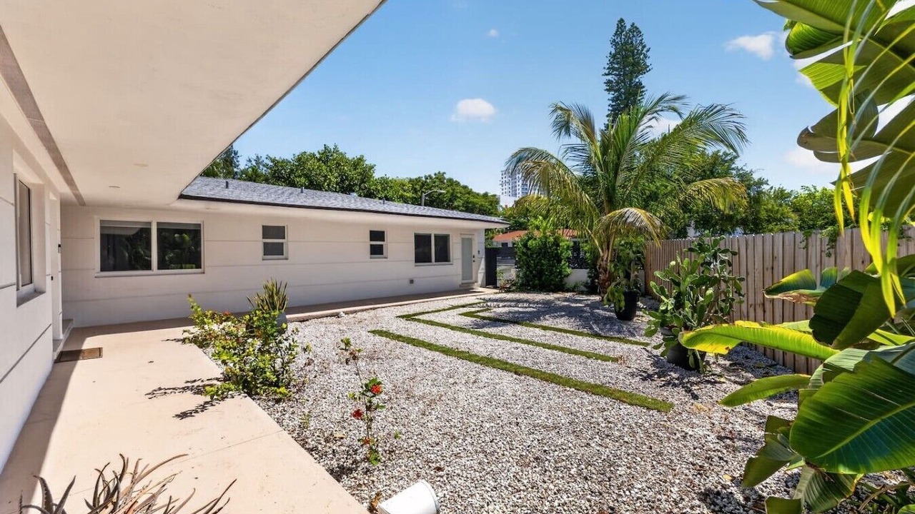 Photo of Outdoor in Northeast Miami