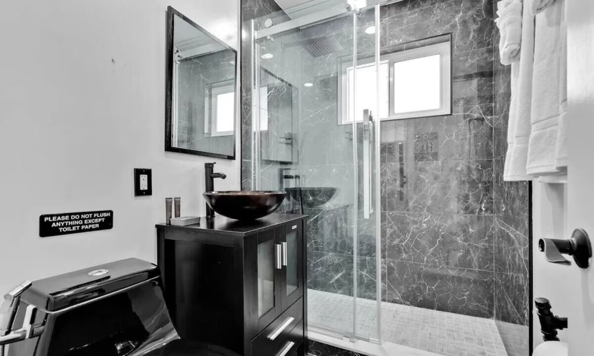 Photo of Bathroom in Driftwood