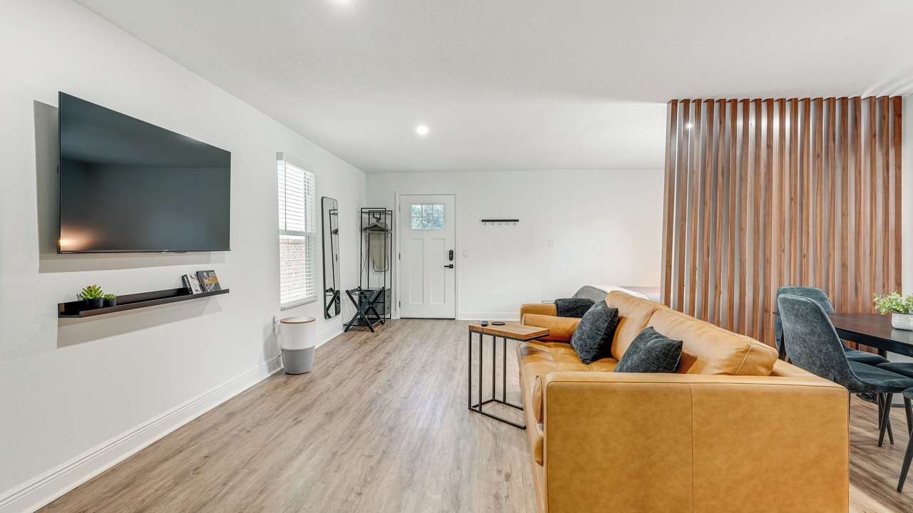 Photo of Livingroom in Lakeland