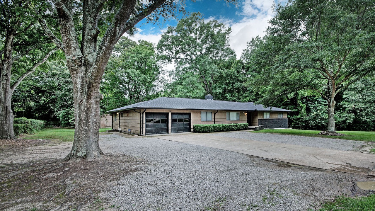 Photo of Outdoor in Tougaloo