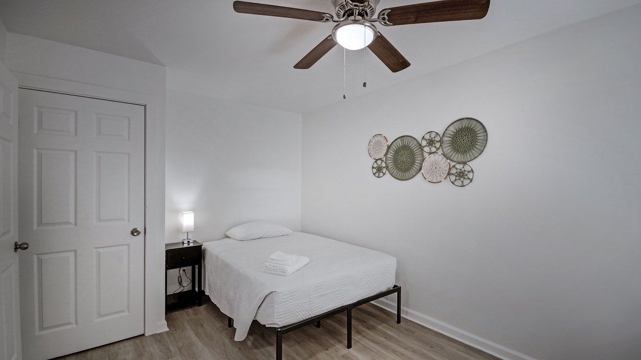Photo of Bedroom in Tougaloo