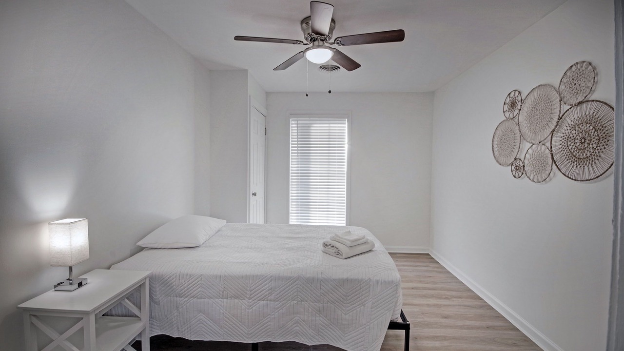 Photo of Bedroom in Tougaloo