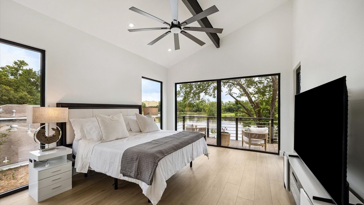 Photo of Bedroom in College Park