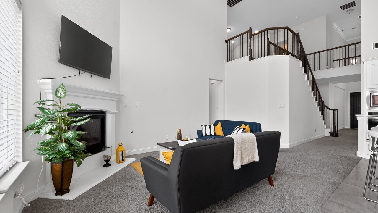 Photo of Livingroom in Valley Ranch