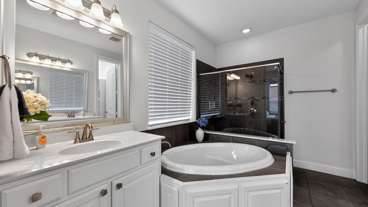Photo of Bathroom in Valley Ranch