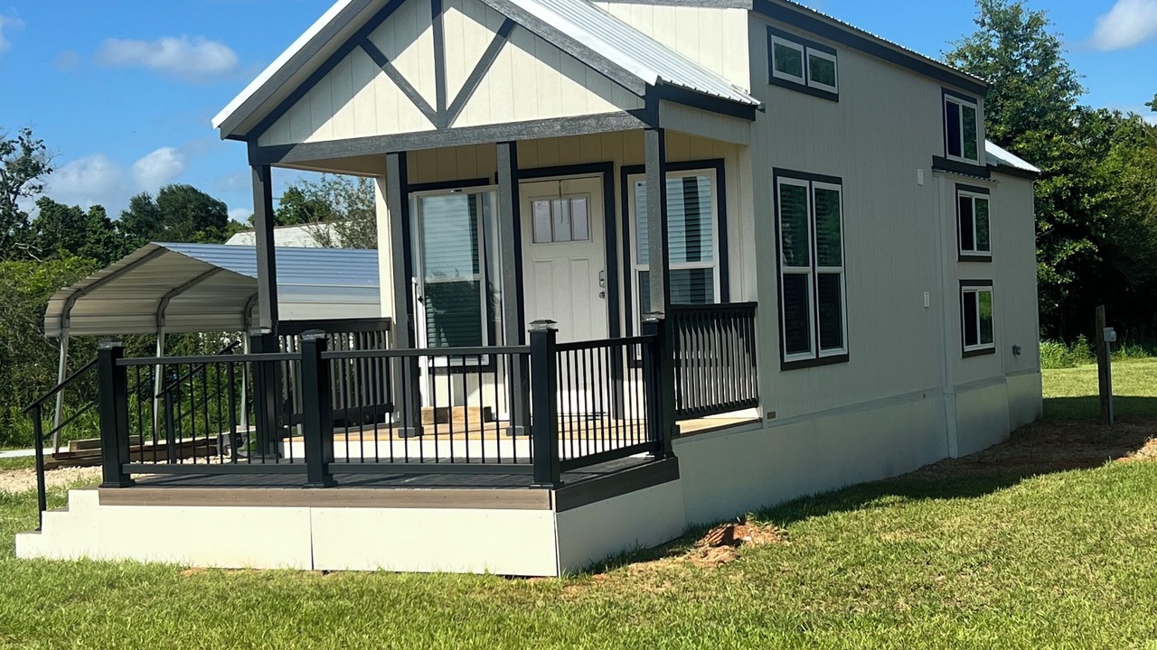 Photo of Outdoor in Foley