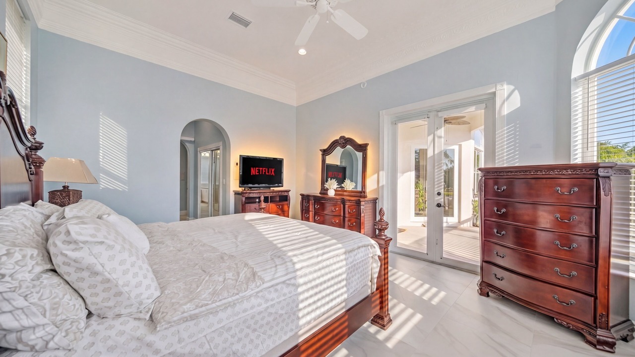 Photo of Bedroom in Coconut Creek