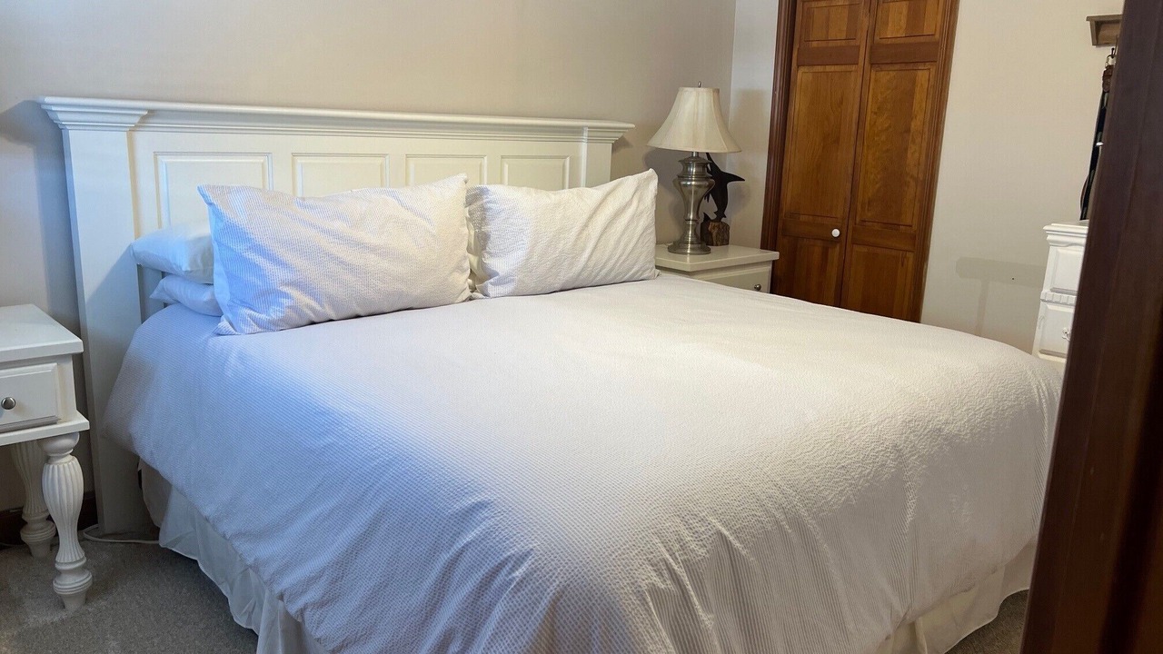 Photo of Bedroom in Cypremort Point