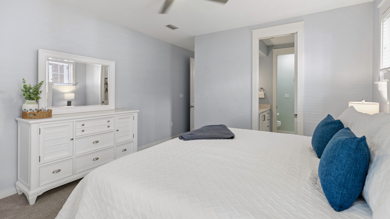 Photo of Bathroom in Laurel Grove