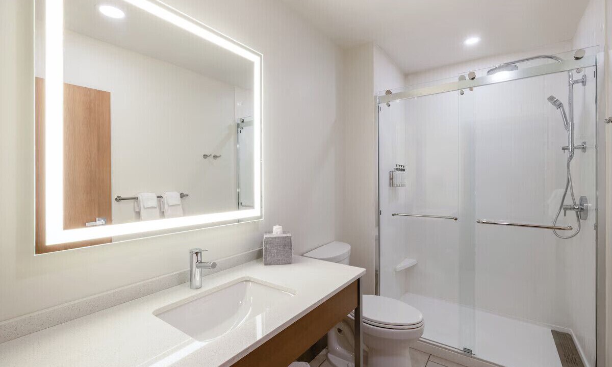 Photo of Bathroom in Ludlam