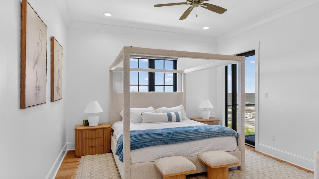 Photo of Bedroom in Waveland