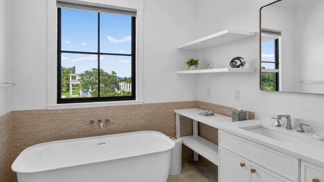 Photo of Bathroom in Waveland