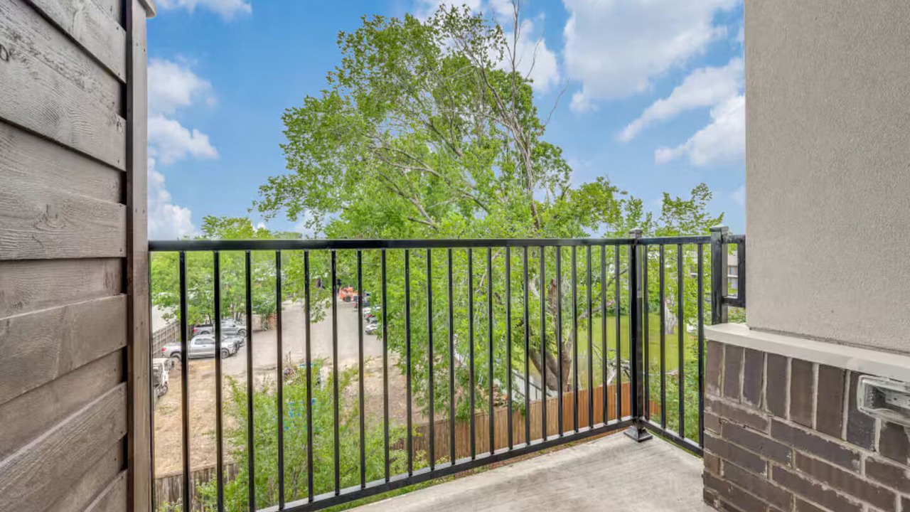 Photo of Outdoor in Farmers Branch