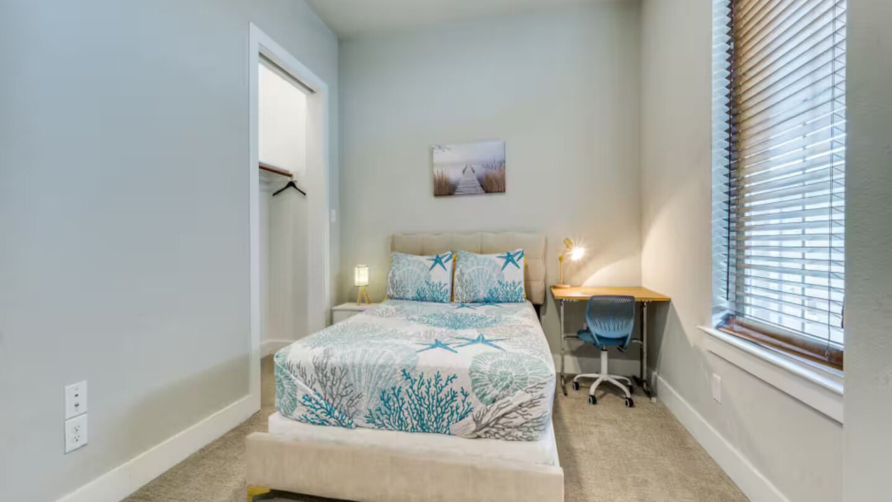 Photo of Bedroom in Farmers Branch