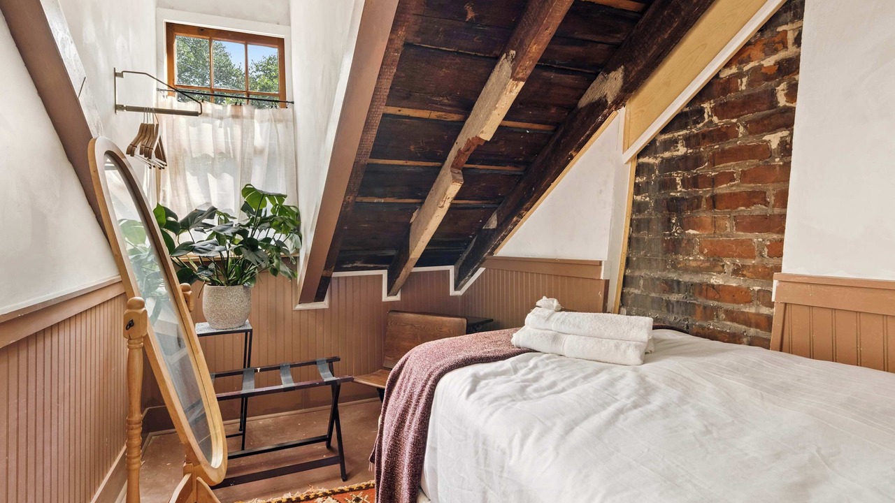 Photo of Bedroom in Treme