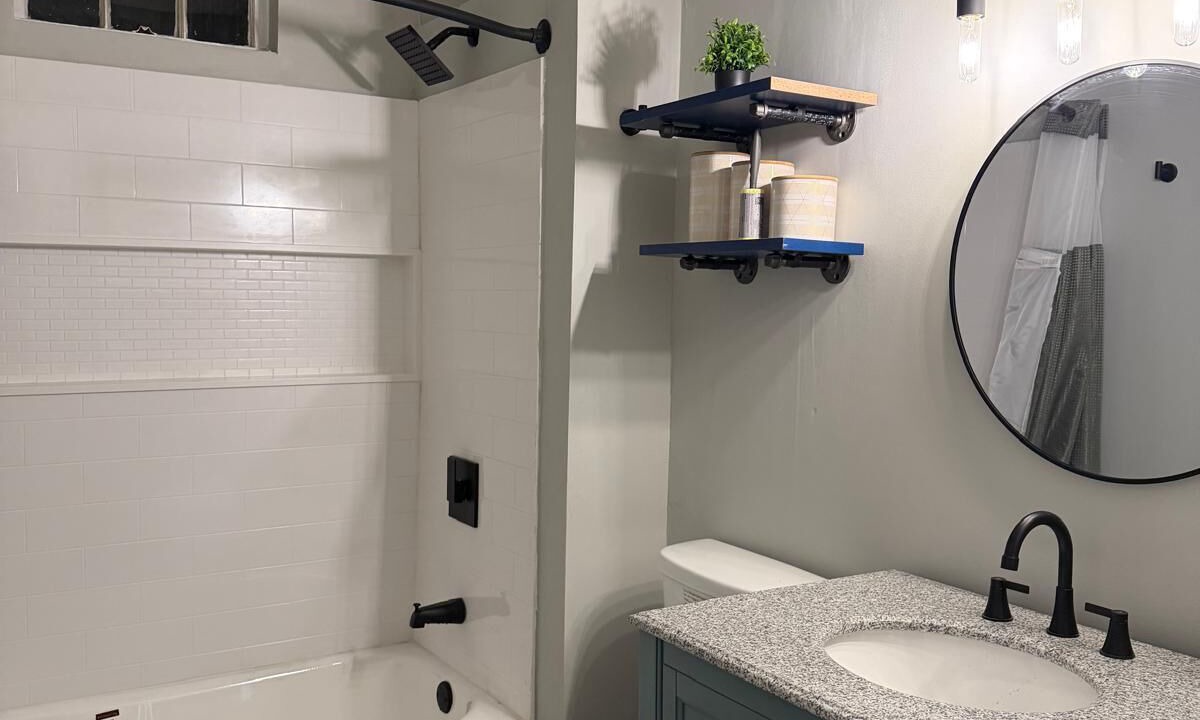 Photo of Bathroom in Tupelo
