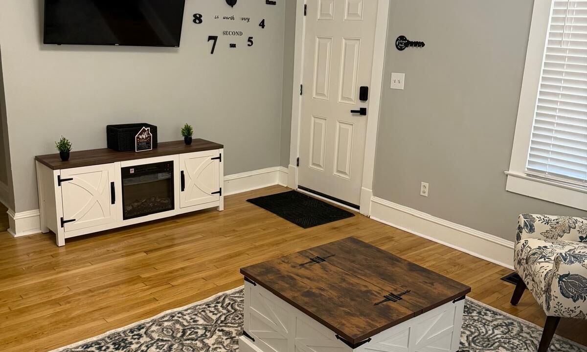 Photo of Livingroom in Tupelo