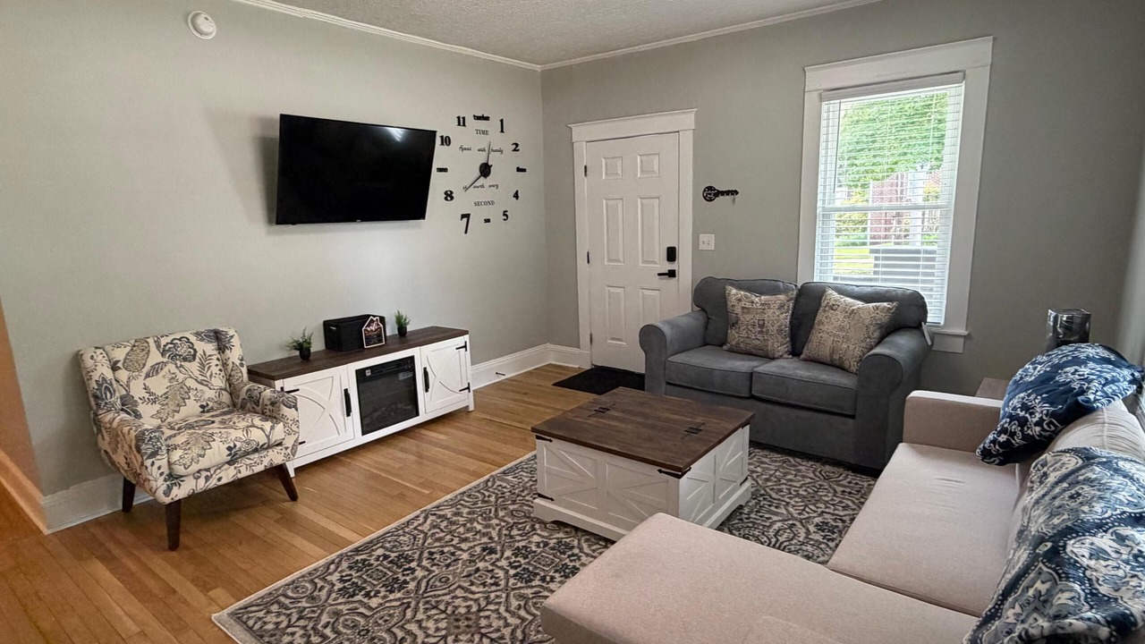 Photo of Livingroom in Tupelo